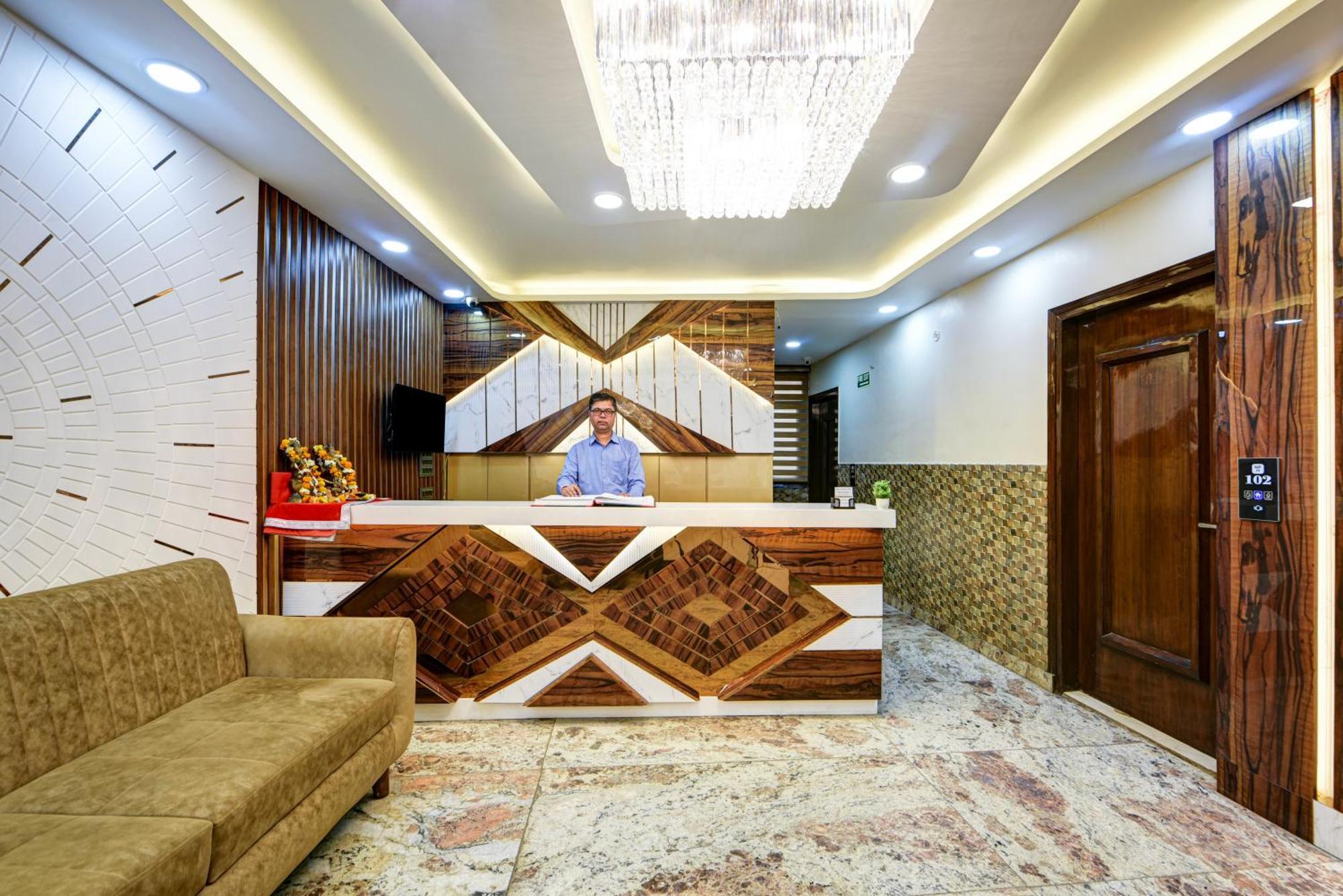 New Frontier - 2 Mins From Old Delhi Railway Station & Chandni Chowk מראה חיצוני תמונה