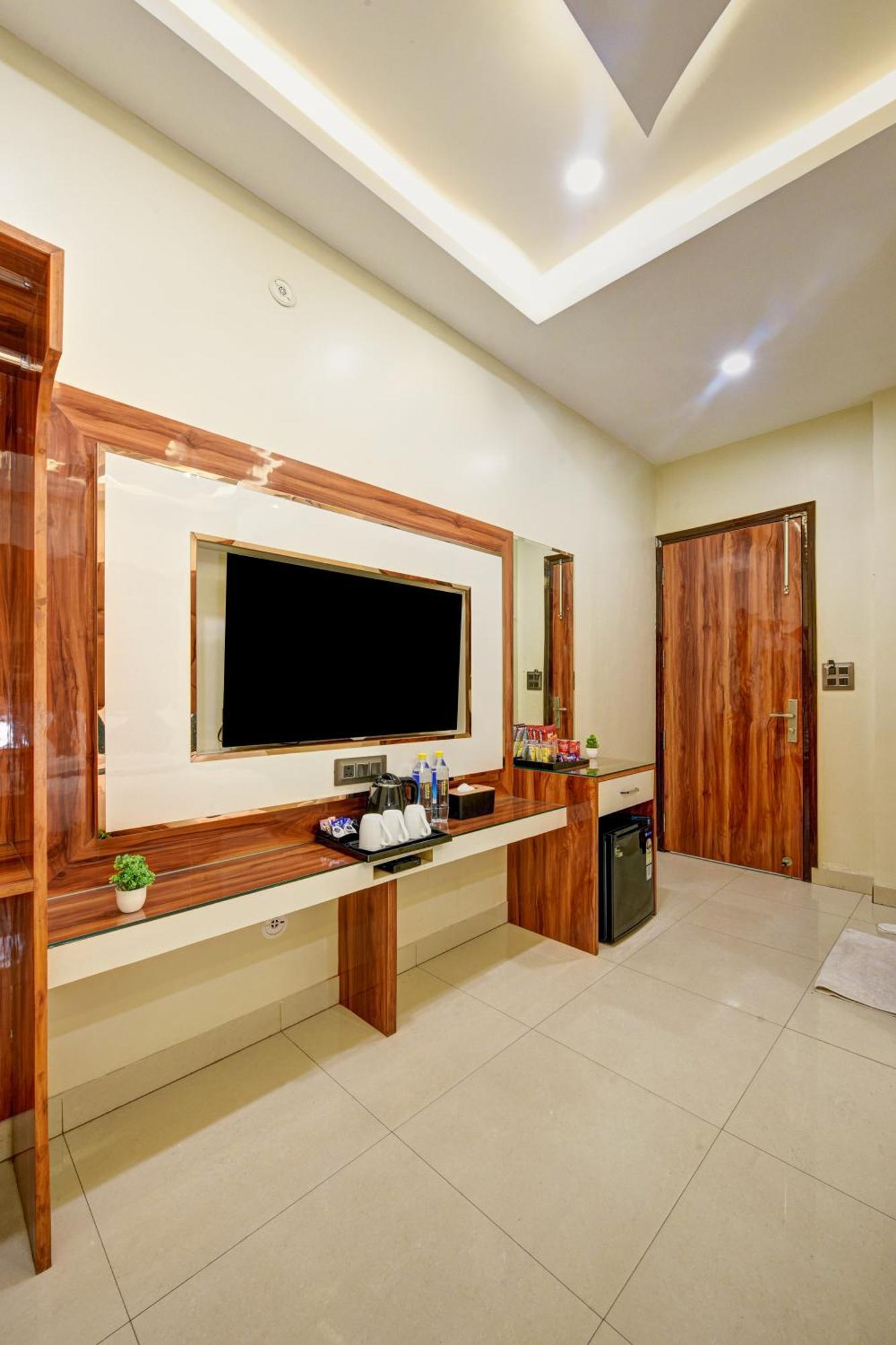 New Frontier - 2 Mins From Old Delhi Railway Station & Chandni Chowk מראה חיצוני תמונה