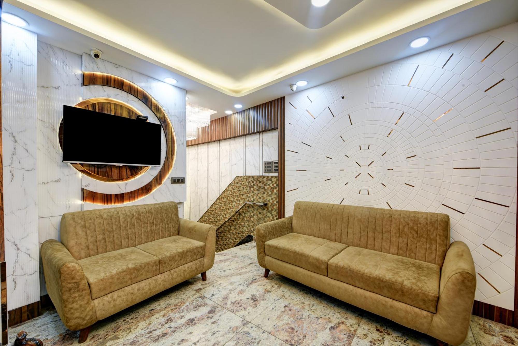 New Frontier - 2 Mins From Old Delhi Railway Station & Chandni Chowk מראה חיצוני תמונה
