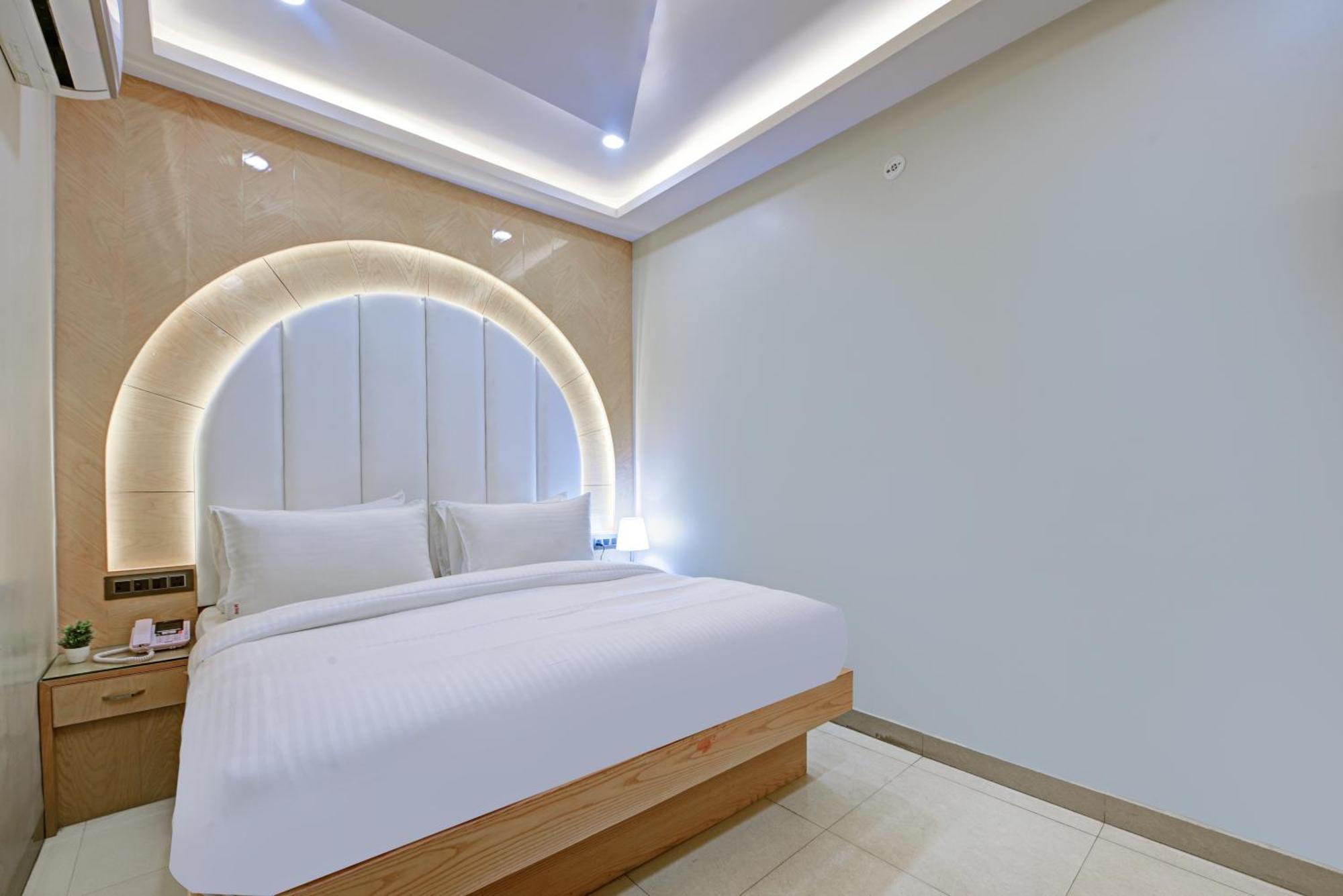 New Frontier - 2 Mins From Old Delhi Railway Station & Chandni Chowk מראה חיצוני תמונה